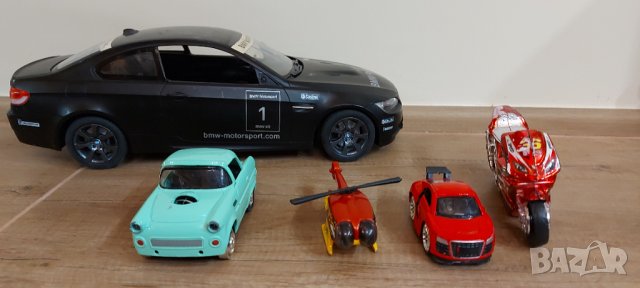 Продавам железни колички , хеликоптер , мотор и трабант, снимка 3 - Колекции - 38998507