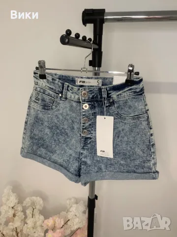 Къси дънки в размер S нови с етикет, снимка 5 - Дънки - 49600759