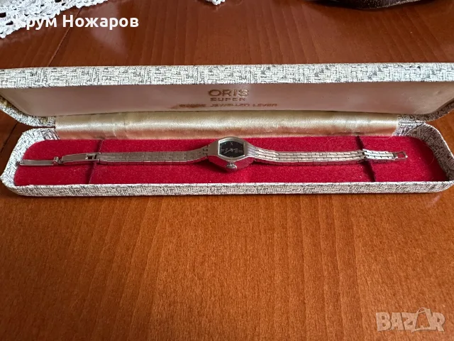 Продавам механичен дамски ,часовник Oris в много добро състояни работещ перфектно страхотен дамски, снимка 2 - Дамски - 55769754