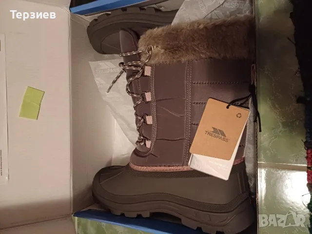 Продавам нови ботуши "Trespass", номер 40.