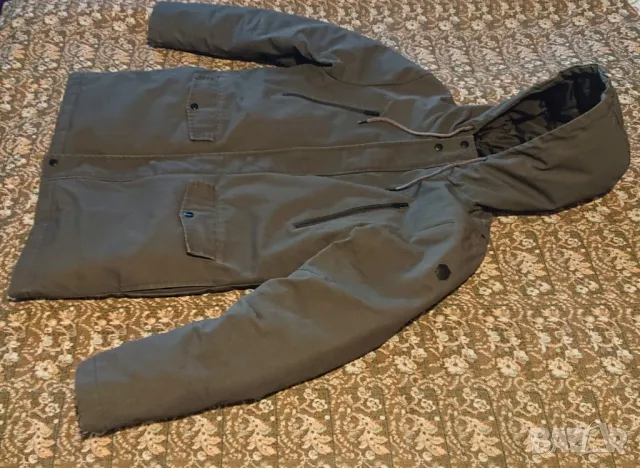 Парка RVLT , снимка 6 - Палта - 47718393