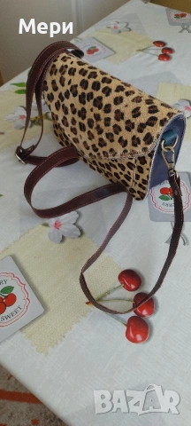 Дамска чанта естествена кожа, снимка 11 - Чанти - 53582449
