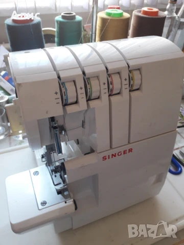 оверлог SINGER, снимка 4 - Шевни машини - 50475642