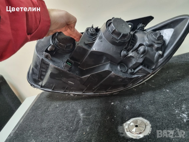 Десен фар за Хюндай Санта фе с оранжев мигач, снимка 12 - Части - 53212495