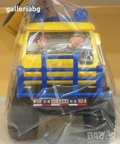 Голям камион самосвал и бетоновоз , снимка 2 - Коли, камиони, мотори, писти - 41284221