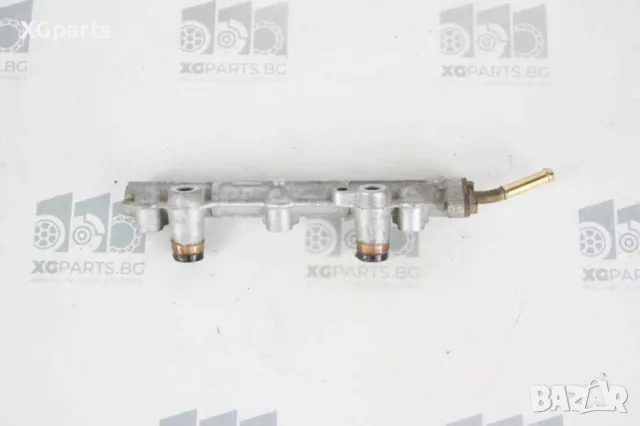  Бензинова горивна рейка за Daihatsu Sirion 1.0i 56 к.с. (1998-2005)