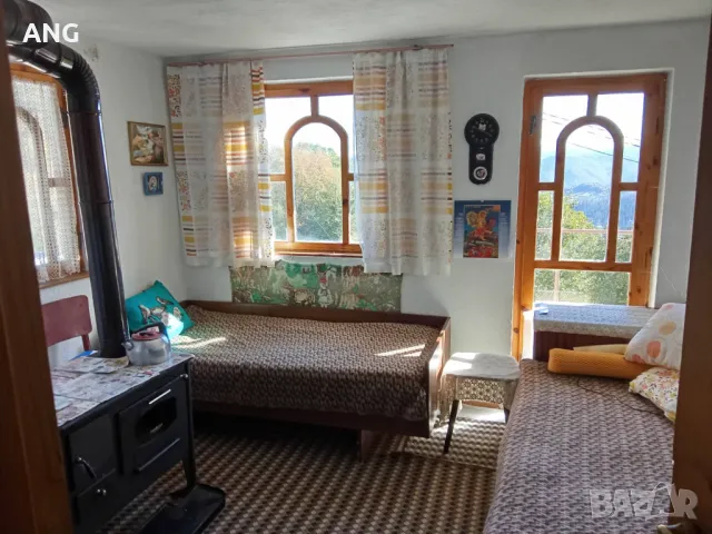 Продава къща в Родопите , снимка 13 - Къщи - 48047440