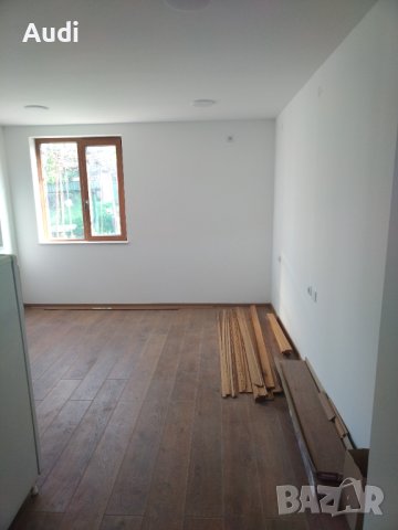 Продавам двуетажна тухлена къща с гараж в с. Присово Ремонтирани баня и кухня!  Поставени нови интер, снимка 8 - Къщи - 41086010