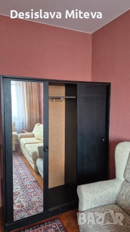 Гардероб с огледало, комод и скрин