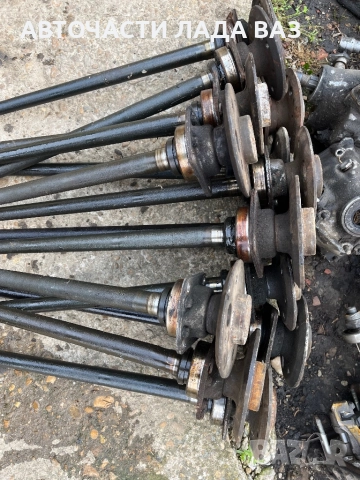 Lada/Лада мигачи/кардани/главини/шенкели/врати/капаци/стъкла/джанти/радиатори ваз жигула Лада , снимка 13 - Части - 52382676