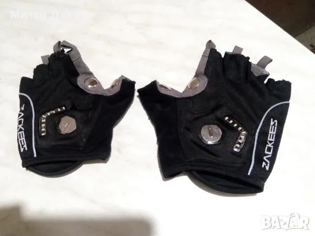 Zackees Led Turn Signal Gloves -велосип.ръкавици без пръсти с миг.светлини при завой нови