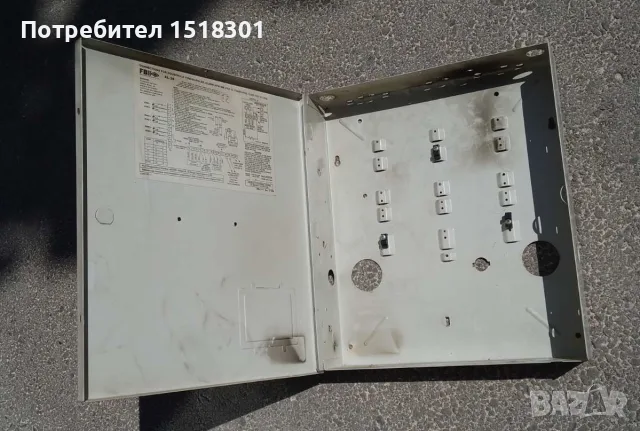 Кутия за мрежово оборудване, hub, switch, централа за пожароизвестяване и др., снимка 3 - Мрежови адаптери - 55837549