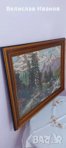 Гоблен с красив планински пейзаж и красива дървена рамка. Много запазено състояние., снимка 7 - Гоблени - 50054788