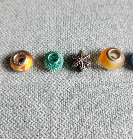 Талисмани тип Пандора, снимка 6 - Гривни - 49336260