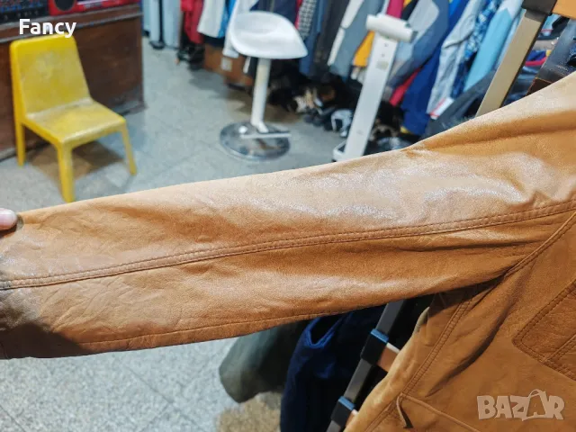 Оригинално кожено яке Hugo Boss/XL, снимка 7 - Якета - 48068640