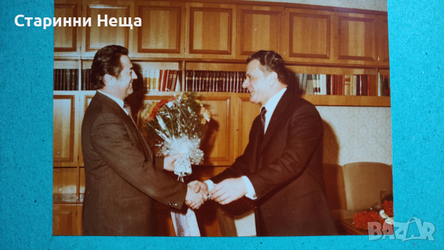 РЕДКАЖ!! НРБ Голям  стар луксозен албум със стари снимки на министри , снимка 7 - Колекции - 44570020