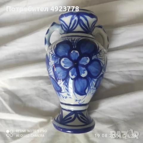 Ръчно рисувана и изпечена глинена ваза