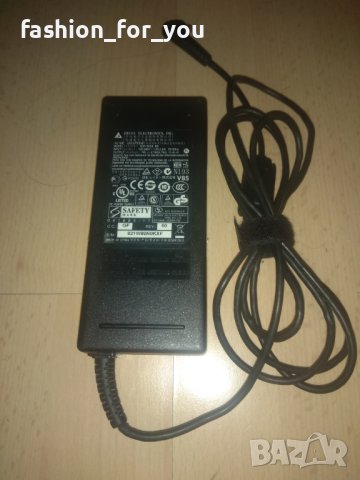 Зарядно , адаптер за лаптоп Delta Electronics 19V 4.74A, снимка 1 - Части за лаптопи - 42450624