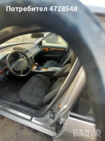 Мерцедес Е 220 elegance, снимка 3 - Автомобили и джипове - 53358658