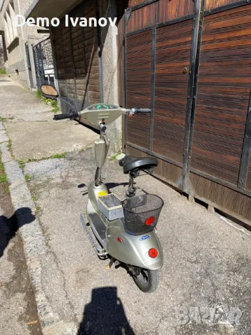 Сгъваем електрически скутер, снимка 5 - Мотоциклети и мототехника - 41873976
