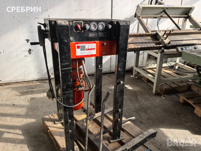 Подавател за четеристранка , снимка 2 - Други машини и части - 51174407