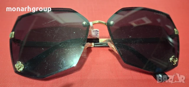 Слънчеви очила CHANEL, снимка 7 - Слънчеви и диоптрични очила - 51162480