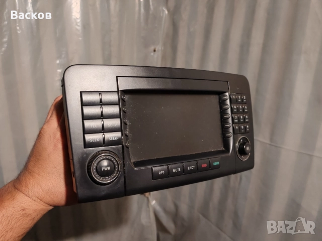 Оригинална мултимедия за Mercedes ML и GL 164, снимка 2 - Части - 52091494