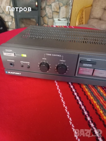 Усилвател Blaupunkt A-5500, снимка 2 - Ресийвъри, усилватели, смесителни пултове - 51583220