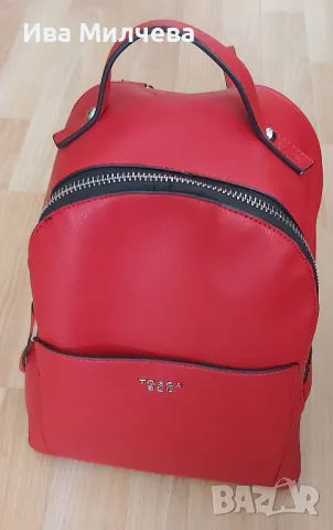 Червена раница Tosca Blu , снимка 4 - Раници - 49232807