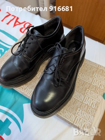 Дамски обувки, снимка 2 - Дамски ежедневни обувки - 50839581