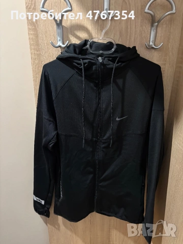 Дамско горнище Nike