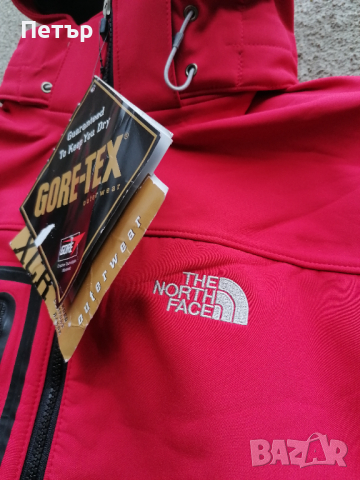 Продавам ново червено мъжко яке пролет - есен софт шел уиндстопър The North Face , снимка 2 - Якета - 44743502