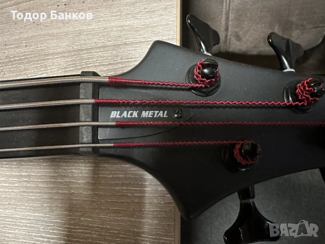 Продавам бас "LTD Black Metal Edition", снимка 10 - Китари - 53541320