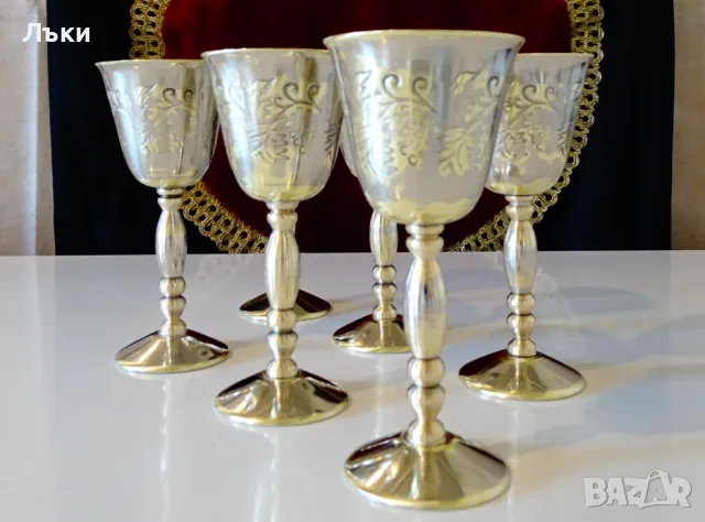 Бронзови чаши за ракия,на столче,лози,грозде. , снимка 4 - Антикварни и старинни предмети - 48295787