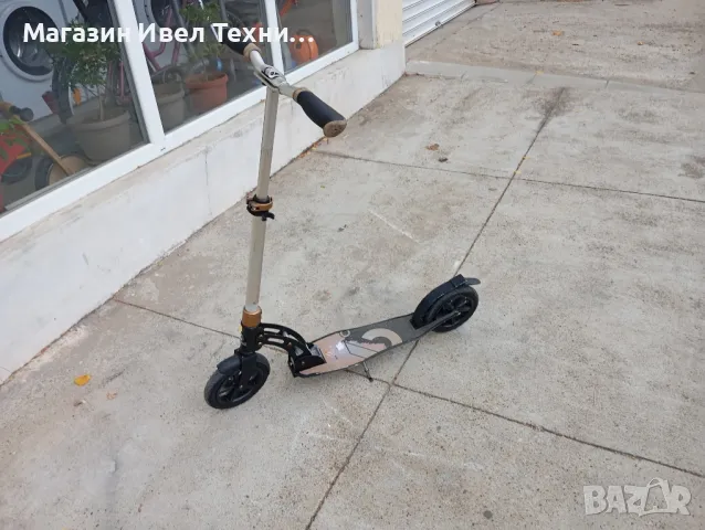 тротинетка , снимка 5 - Детски велосипеди, триколки и коли - 47300146