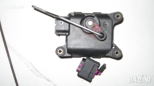 моторче за клапи за парно за ауди а6, снимка 3 - Части - 42073314