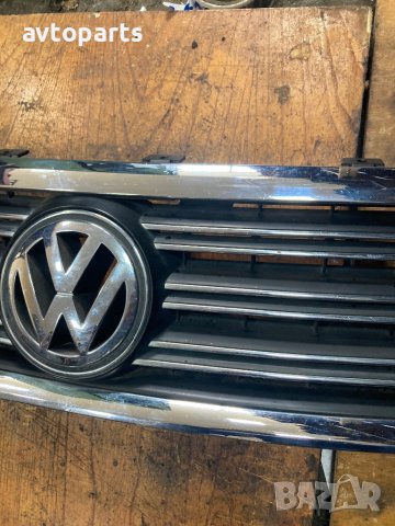 Vw phaeton 2004година Предна Решетка, снимка 3 - Части - 41162596