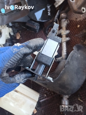 Моторче резервоар за  Hyundai Santa Fе , 95720-2B000, снимка 3 - Части - 52212265