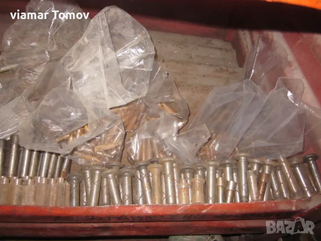 Анкер Болт Винт Гайки Други Дюбел Зегерки Нит Шайби, снимка 4 - Резервни части за машини - 49293443