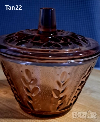 Кафява стъклена захарница 