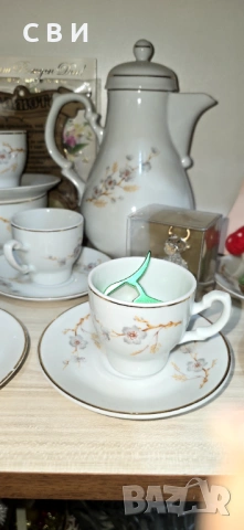 Порцеланов сервиз, български  , снимка 3 - Антикварни и старинни предмети - 53741868