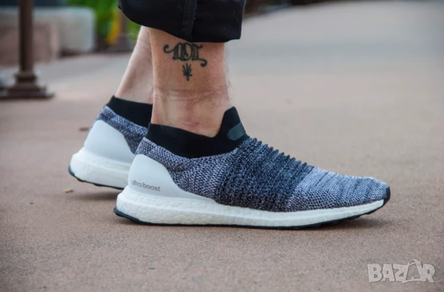 adidas UltraBoost Laceless 'Oreo' оригинални маратонки , снимка 3 - Маратонки - 50714139