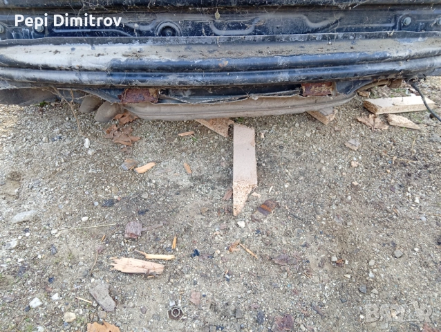 Основа задна броня Volkswagen Golf V Hatchback (10.2003 - 02.2009)