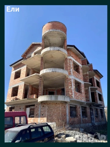 Продава къща в Сарафово