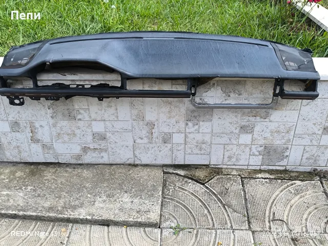 Табло за Мерцедес 124