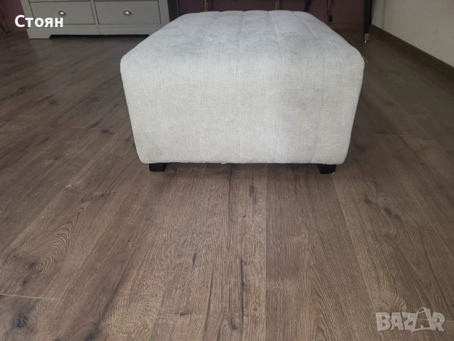 Светло сива табуретка от плат, снимка 5 - Дивани и мека мебел - 53868626