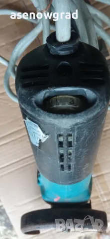 Шлайф Makita 9562 CVR с обороти, снимка 2 - Други машини и части - 48450438