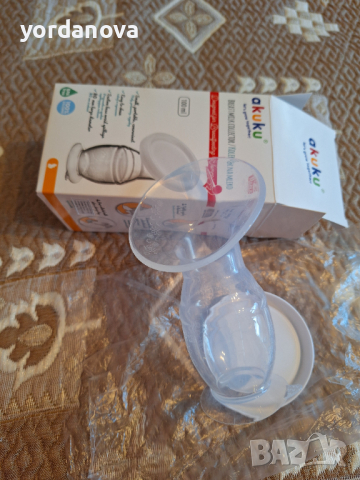 Силиконов колектор за кърма + пликове за кърма подарък, снимка 3 - Помпи за кърма - 44618352