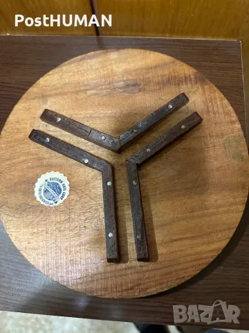 Дървена масичка , снимка 10 - Антикварни и старинни предмети - 47439993