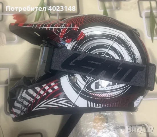 Дедтска каска за мотор